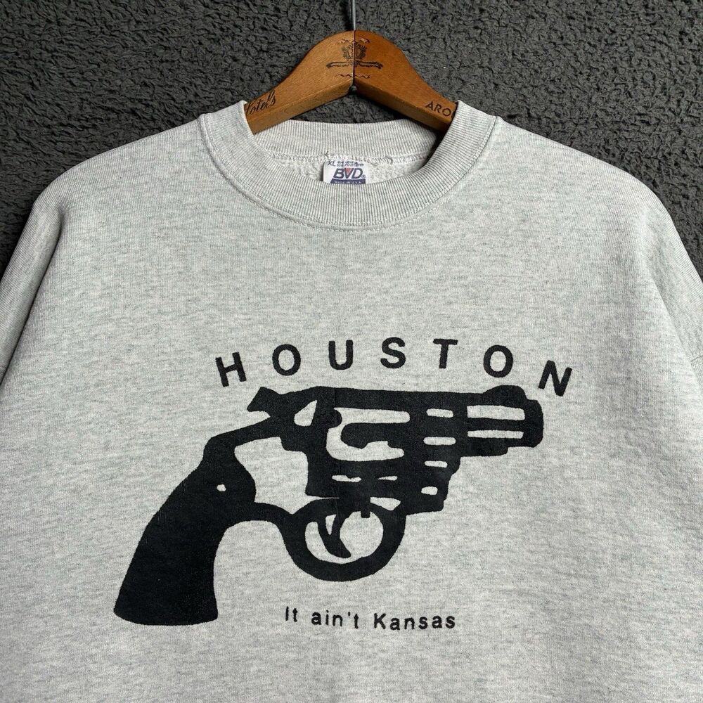 Vintage 90s Houston This Ain’t Kansas Gun Crewneck Sweatshirt Men’s XL USA Made